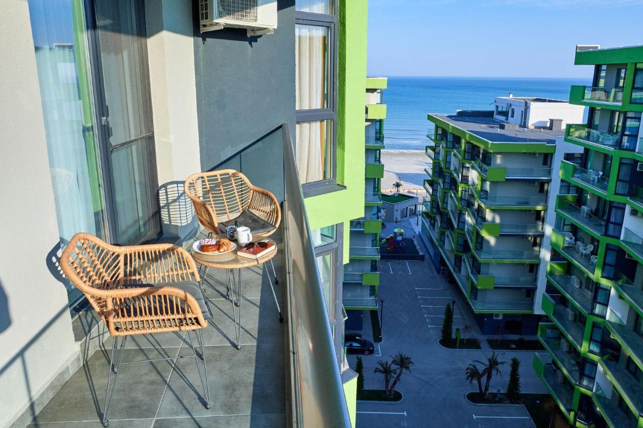 Blu Sea View Apartment - Spa Pools Beach Resort Mamaia Exterior photo